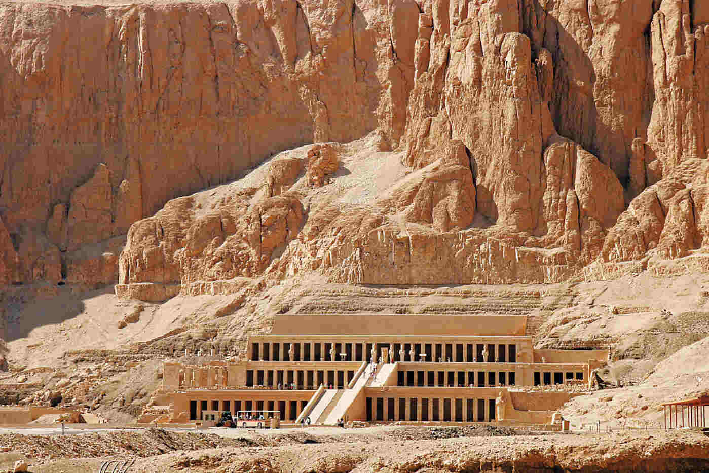 Hatshepsut temple luxor day trip