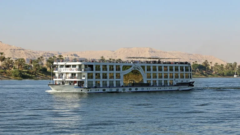 3 Night Nile Cruise Aswan to Luxor: Philae, Kom Ombo, Edfu & Karnak