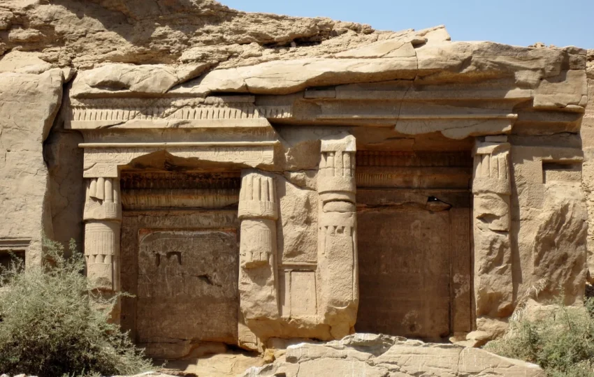 The sandstone quarries at Gebel el-Silsila on the Nile cruise from Hurghada