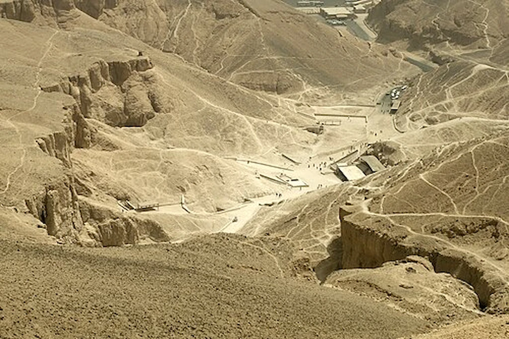 Nefertiti Tomb Egypt - Aerial view of the Valley of the Kings in Luxor, Egypt, where archaeologists continue searching for Nefertiti's tomb