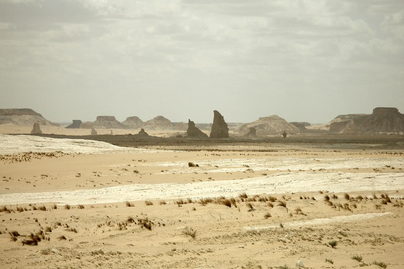 Chalk formations in the White Desert, days five to seven