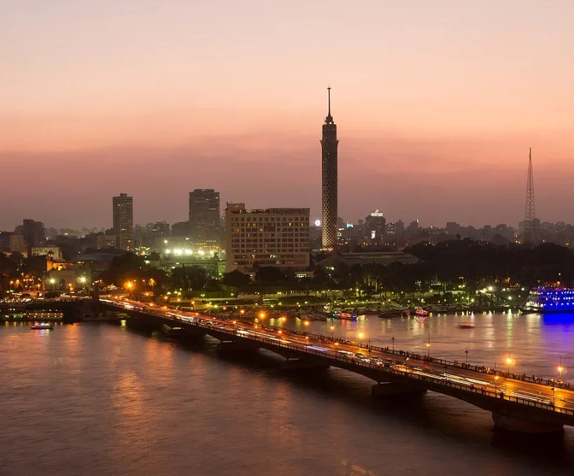 Best places to go on Christmas Day: the Cairo Tower and the Qasr El Nil Bridge over the Nile