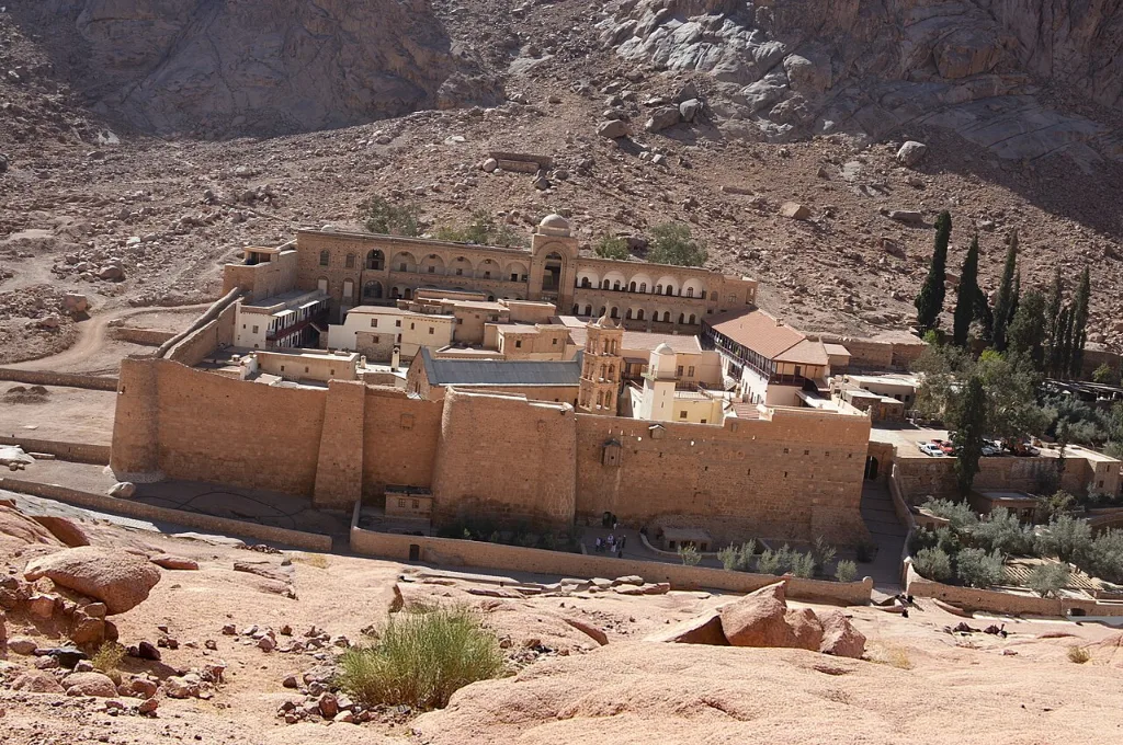 Weihnachtsferien in Ägypten: das Katharinenkloster am Fuß des Berges Sinai